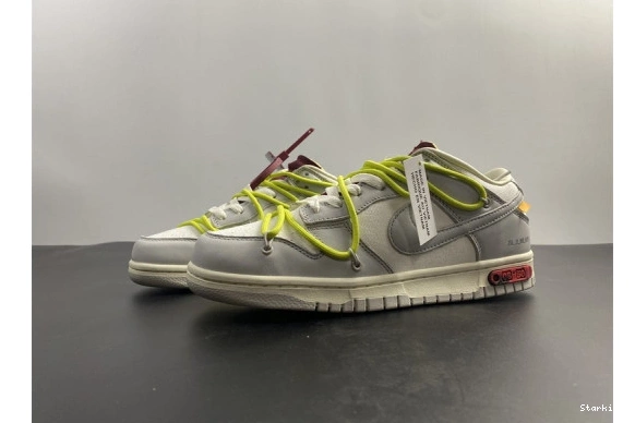 DM1602 106 8 Lot O-W Low Dunk Nike 0827